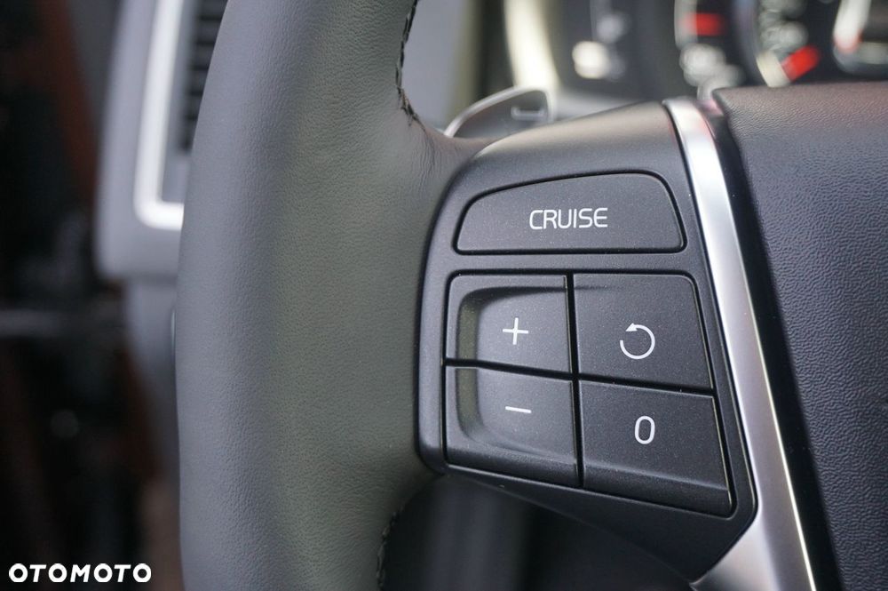 Volvo XC 60 D4 Geartronic Summum - 15