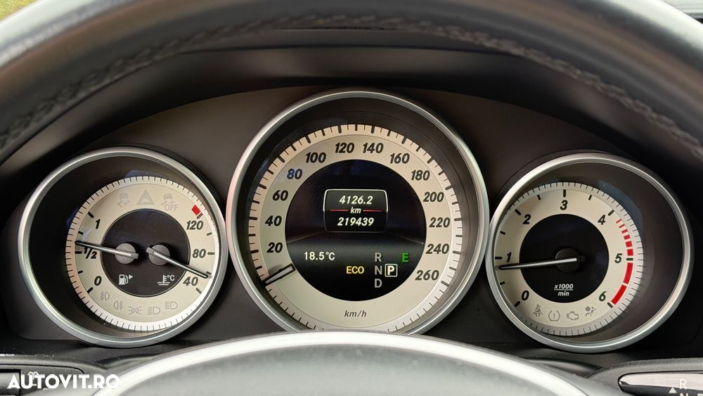 Mercedes-Benz E 220 T BlueTEC BlueEFFICIENCY Edition 9G-TRONIC Avantgarde - 9