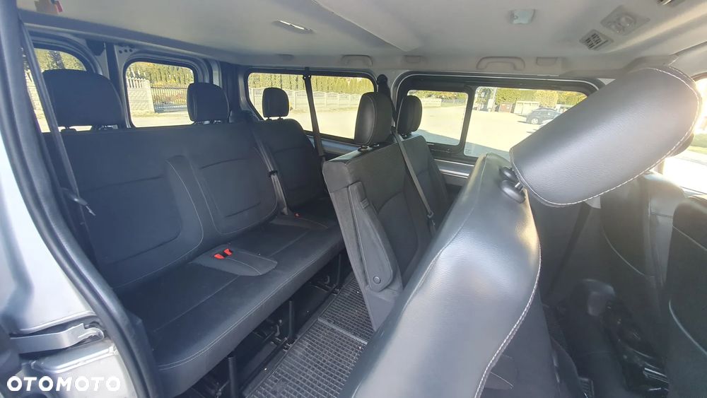 Opel Vivaro - 13