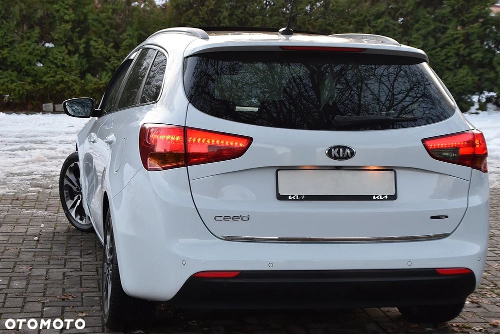 Kia Ceed - 5