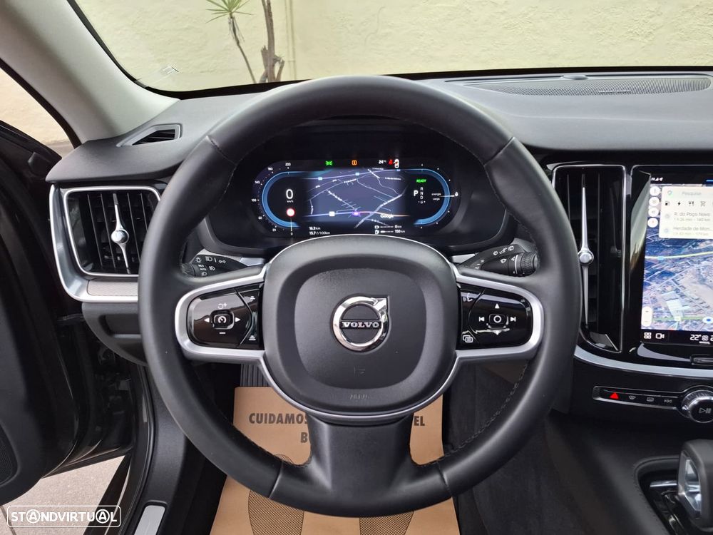 Volvo V60 2.0 T6 AWD TE Plus Bright - 22