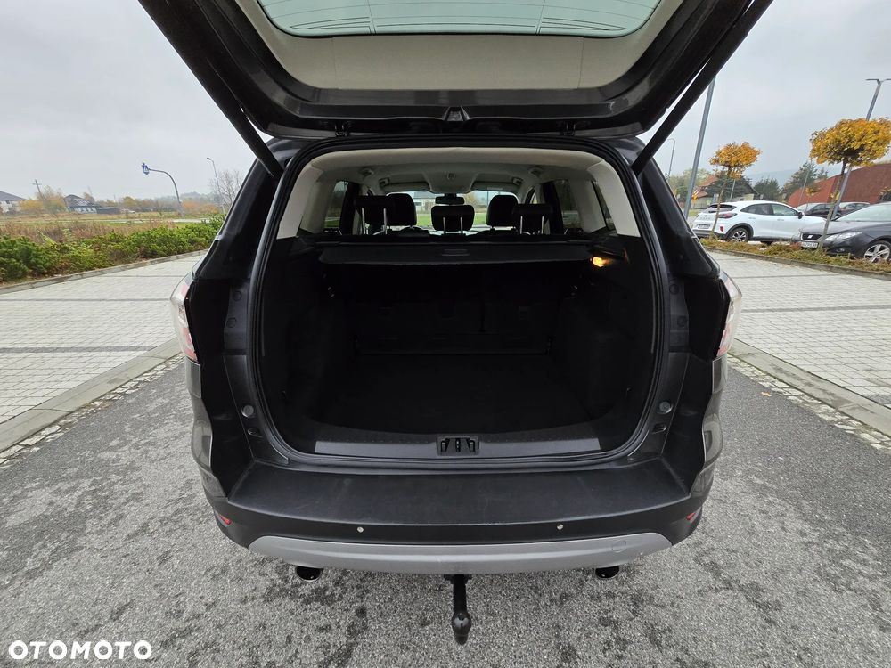 Ford Kuga 2.0 TDCi 4x4 Titanium - 12