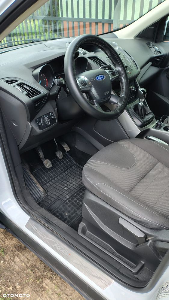 Ford Kuga - 6