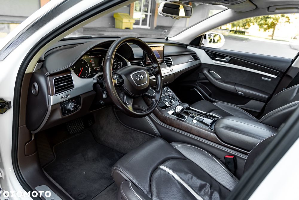 Audi A8 4.2 TDI Quattro - 15