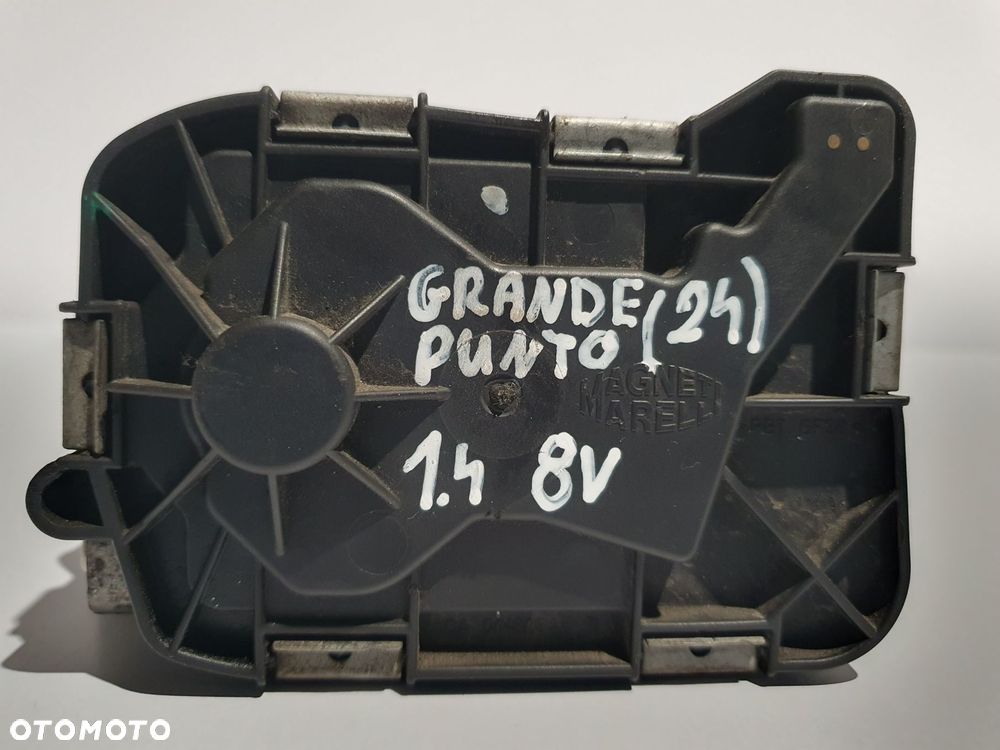 PRZEPUSTNICA Fiat Grande Punto 1.4 8V 44SMF9 5519278 - 6
