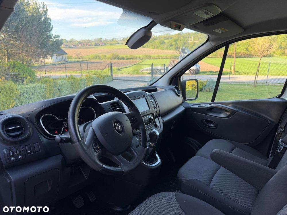 Renault Trafic - 13