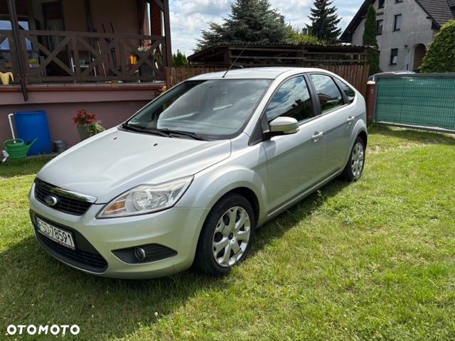 Ford Focus 1.6 16V Trend - 1