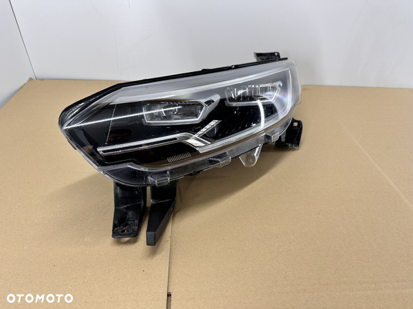 Lampa lewa Renault Espace V 5 LIFT FL MATRIX