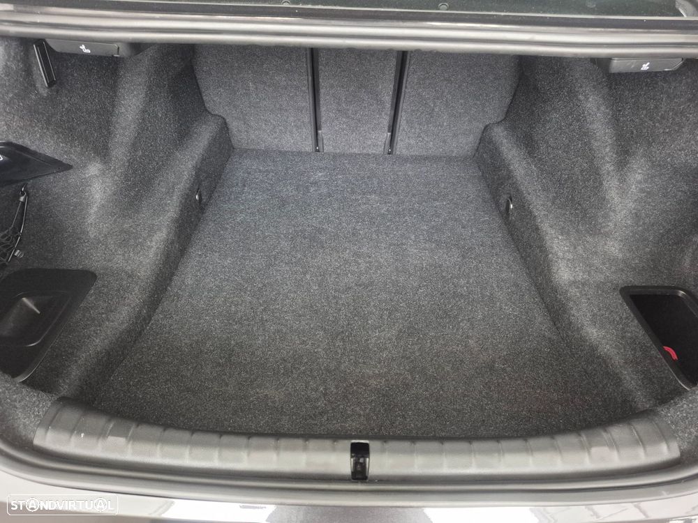 BMW 520 d Line Luxury Auto - 29