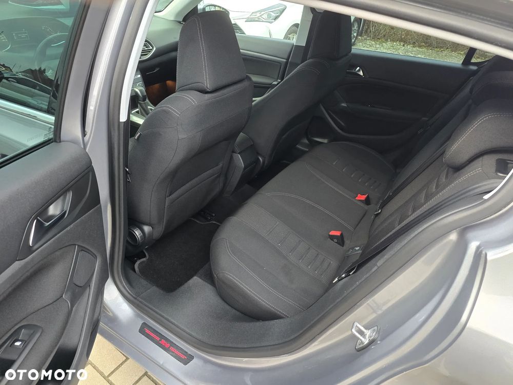 Peugeot 308 - 9