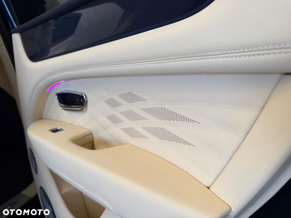 Bentley Bentayga - 11