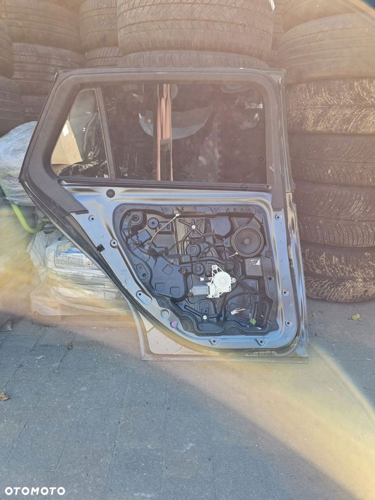 drzwi lewy tył lewe tylne mercedes c-klasa 206 w206 kombi - 2