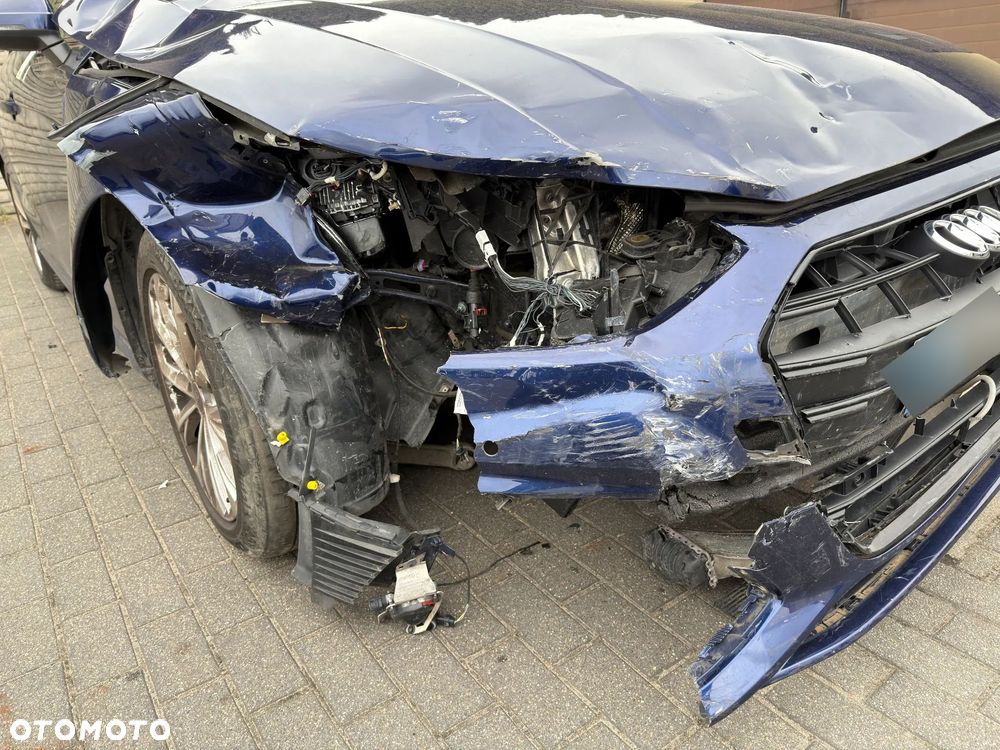 Audi A4 Avant 35 TDI S tronic - 13