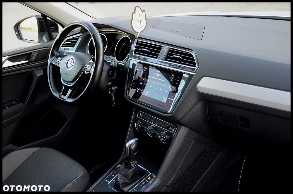 Volkswagen Tiguan 2.0 TDI SCR DSG R-Line - 26