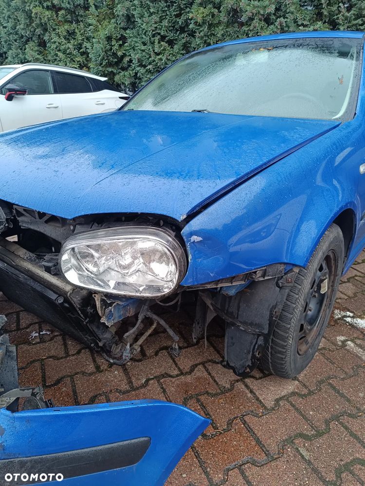 Volkswagen Golf IV 1.6 Comfortline - 2