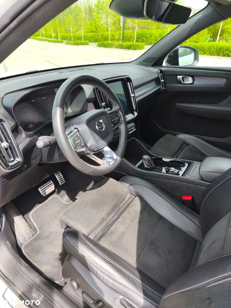 Volvo XC 40 T4 R-Design - 14