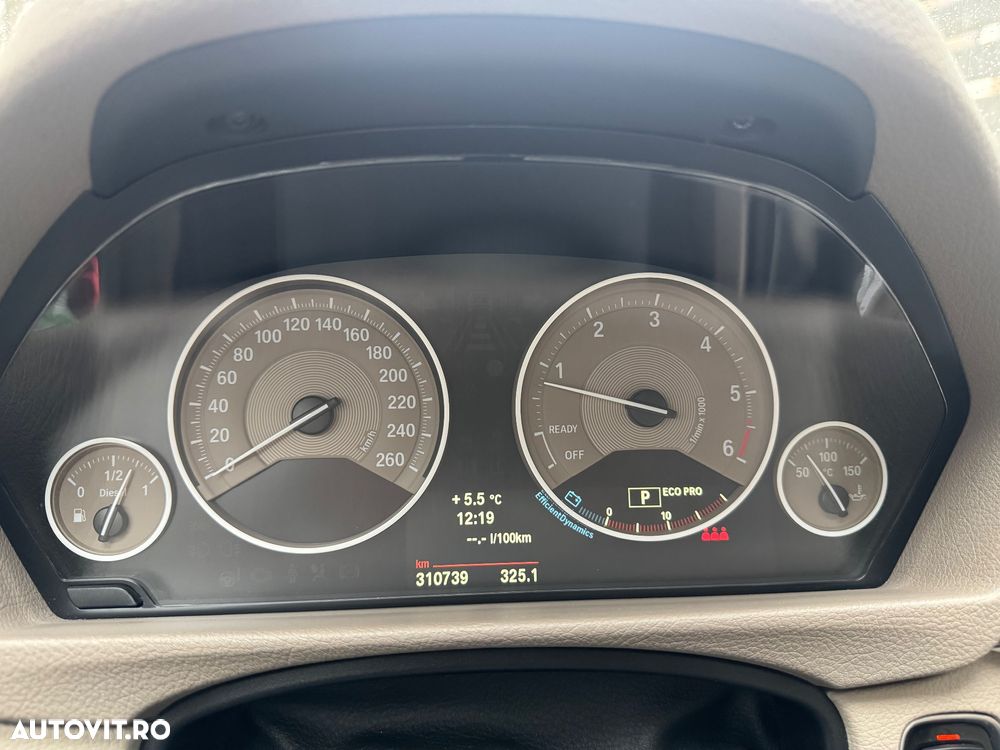 BMW Seria 3 320d Efficient Dynamic Edition Sport-Aut. Modern Line - 9