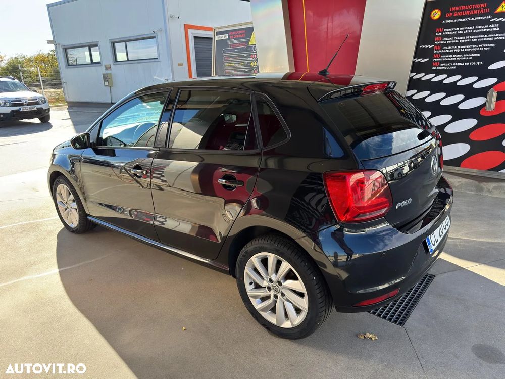 Volkswagen Polo 1.4 TDI (Blue Motion Technology) Comfortline - 12