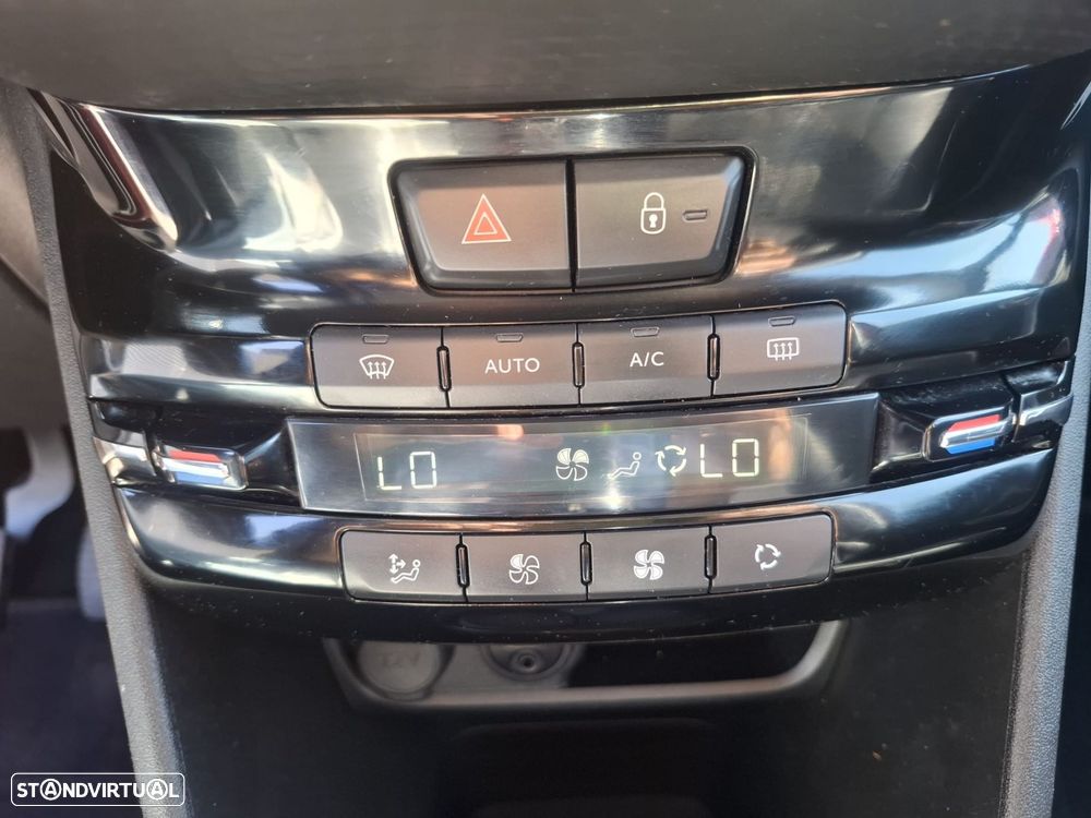 Peugeot 2008 1.6 BlueHDi Allure - 33