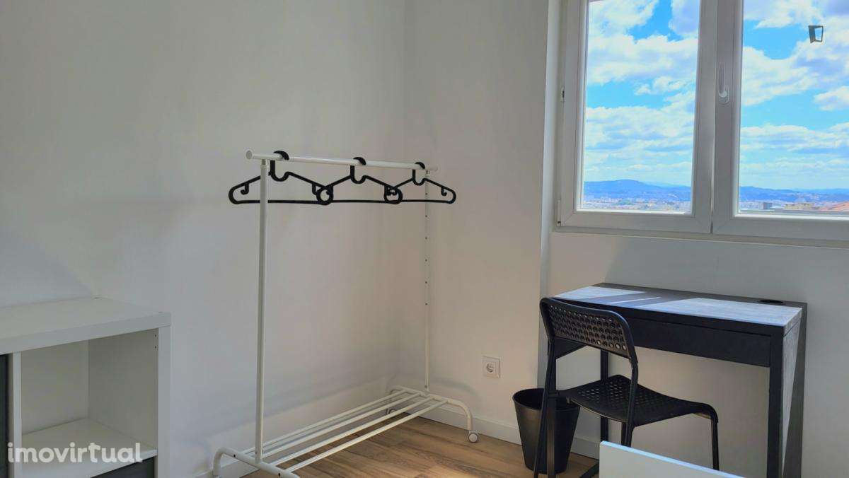 Quarto - localizado em Rio Tinto Porto - Grande imagem: 3/21