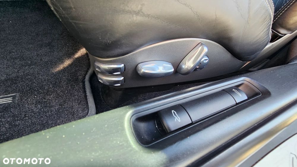 Porsche 911 Carrera 4 S Tiptronic - 12