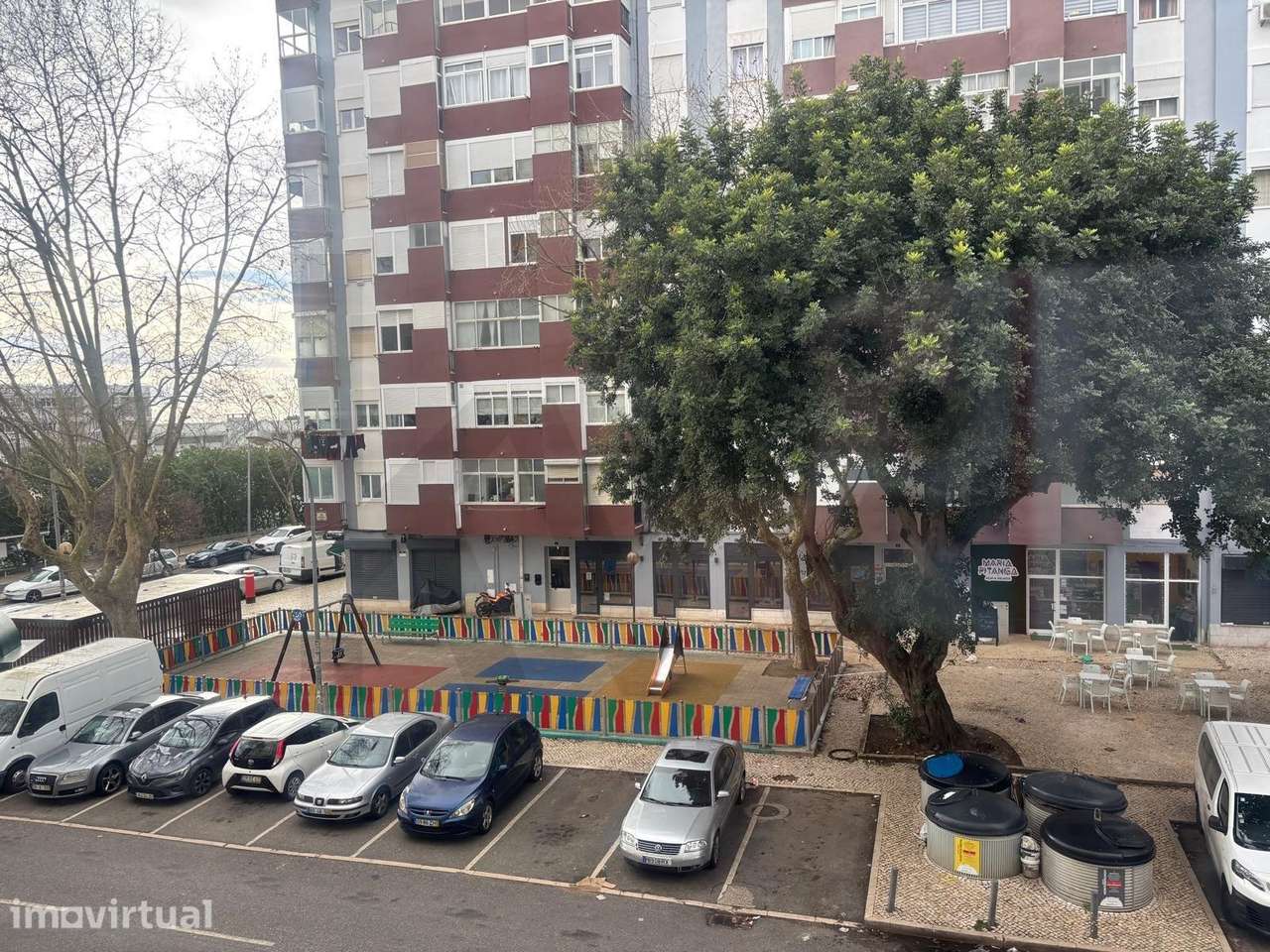 T1 Totalmente Renovado em Paço de Arcos, Oeiras - Grande imagem: 2/9