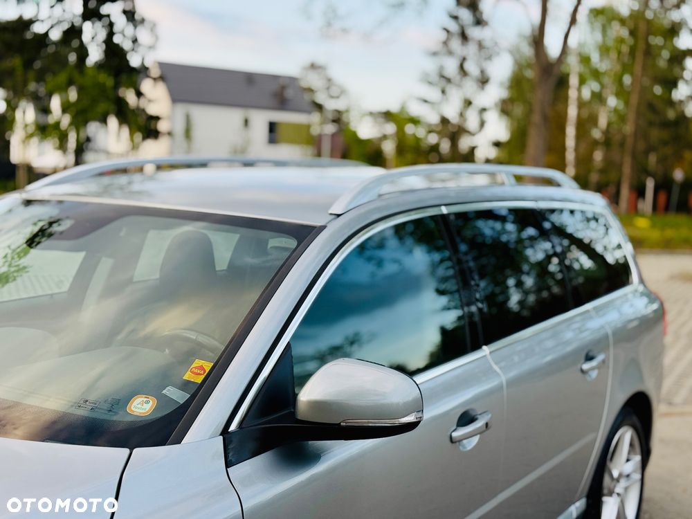 Volvo V70 D4 Geartronic Momentum - 22
