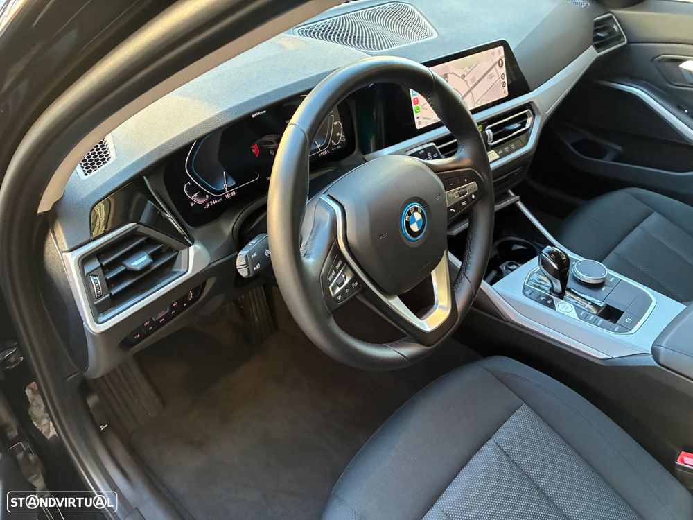 BMW 320 e Touring Corporate Edition Auto - 20