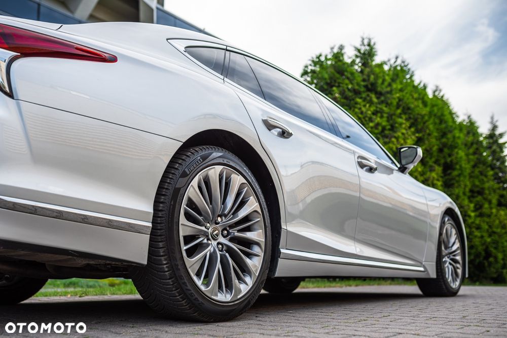 Lexus LS - 13