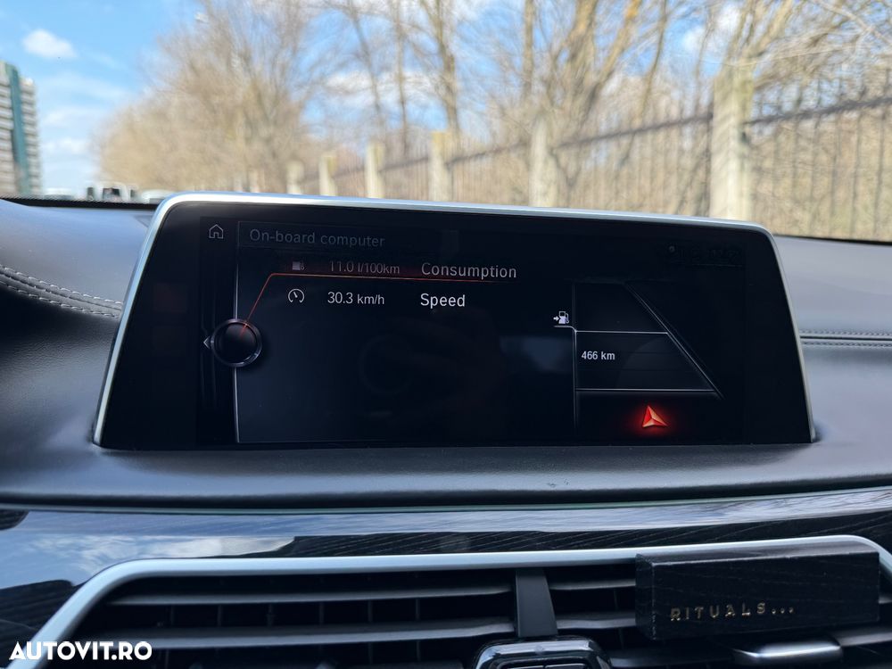 BMW Seria 7 740d xDrive - 19