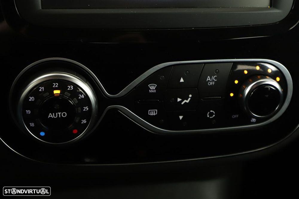 Renault Captur 1.5 dCi Exclusive EDC - 12