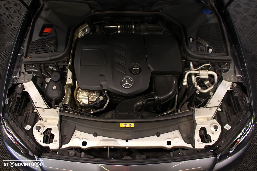 Mercedes-Benz E 200 d AMG Line - 41