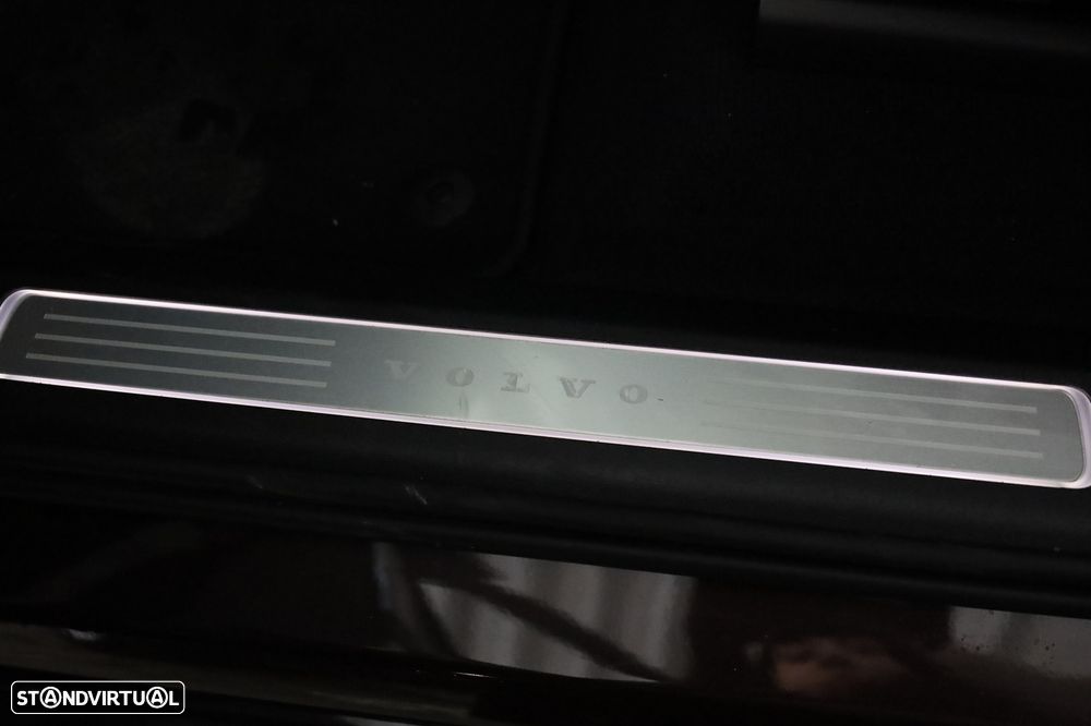 Volvo XC 90 2.0 T8 PHEV Ultra Dark AWD - 42