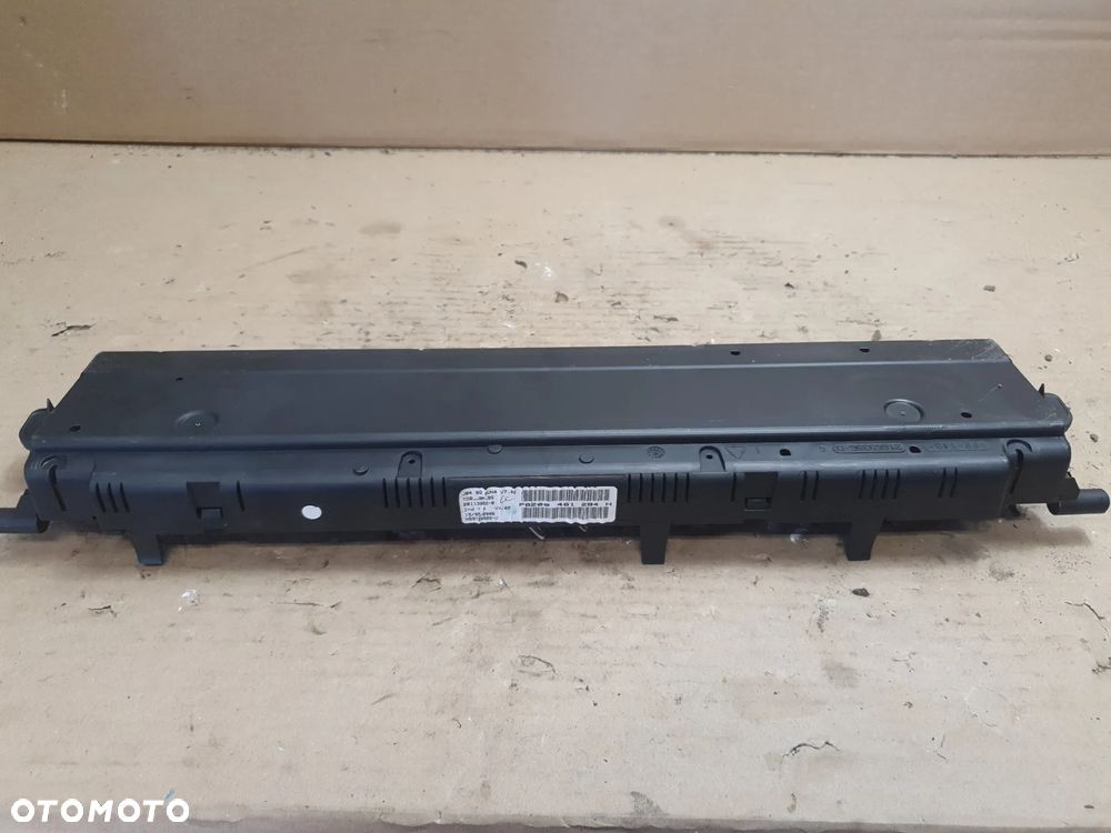 LICZNIK ZEGAR WYŚWIETLACZ RENAULT SCENIC II 8200461294H P8200461294H - 3