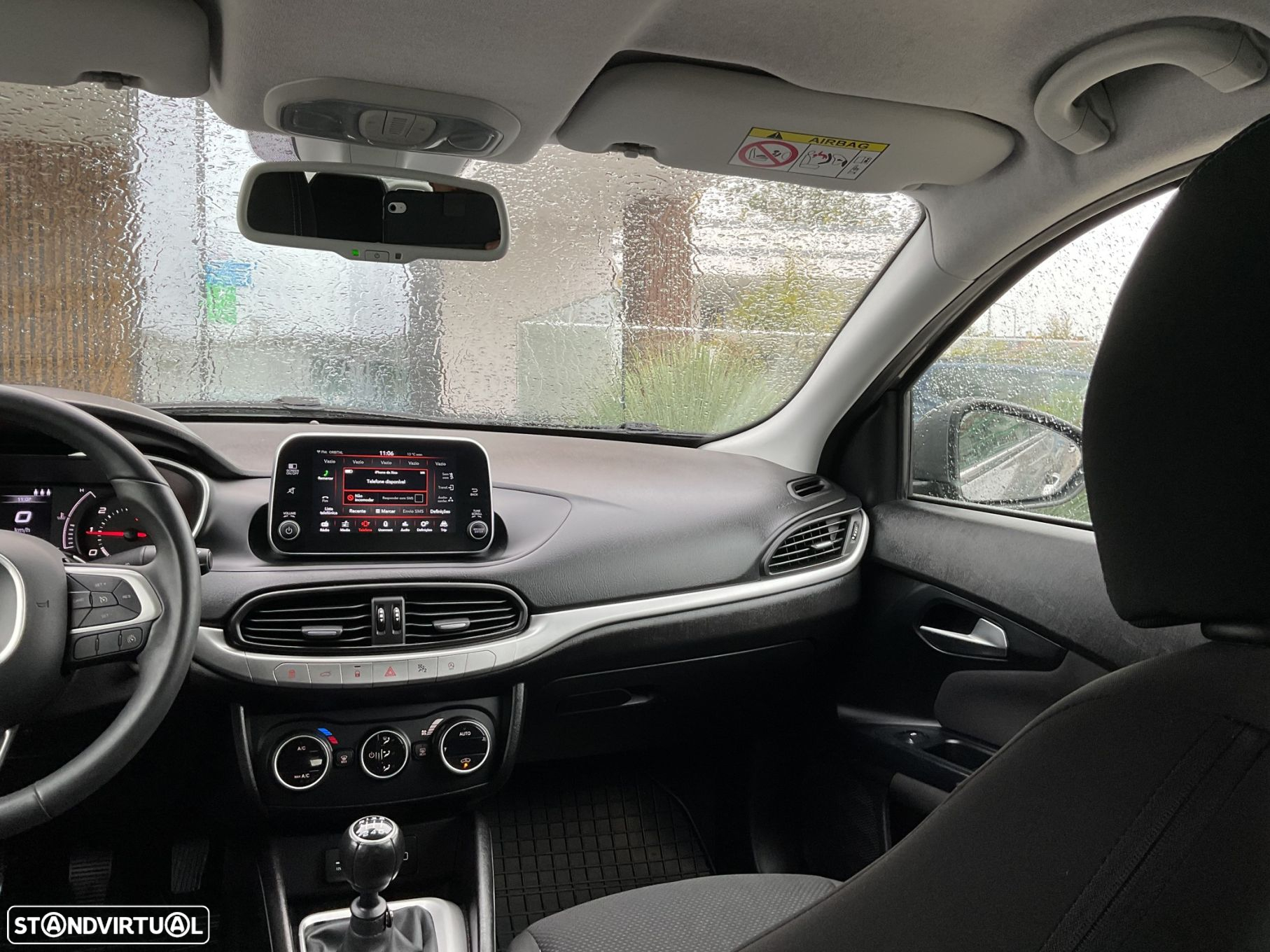 Fiat Tipo Sedan 1.6 M-Jet Easy - 29