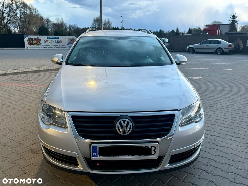 Volkswagen Passat - 11