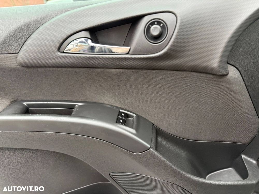 Opel Meriva 1.4 Turbo Design Edition - 24