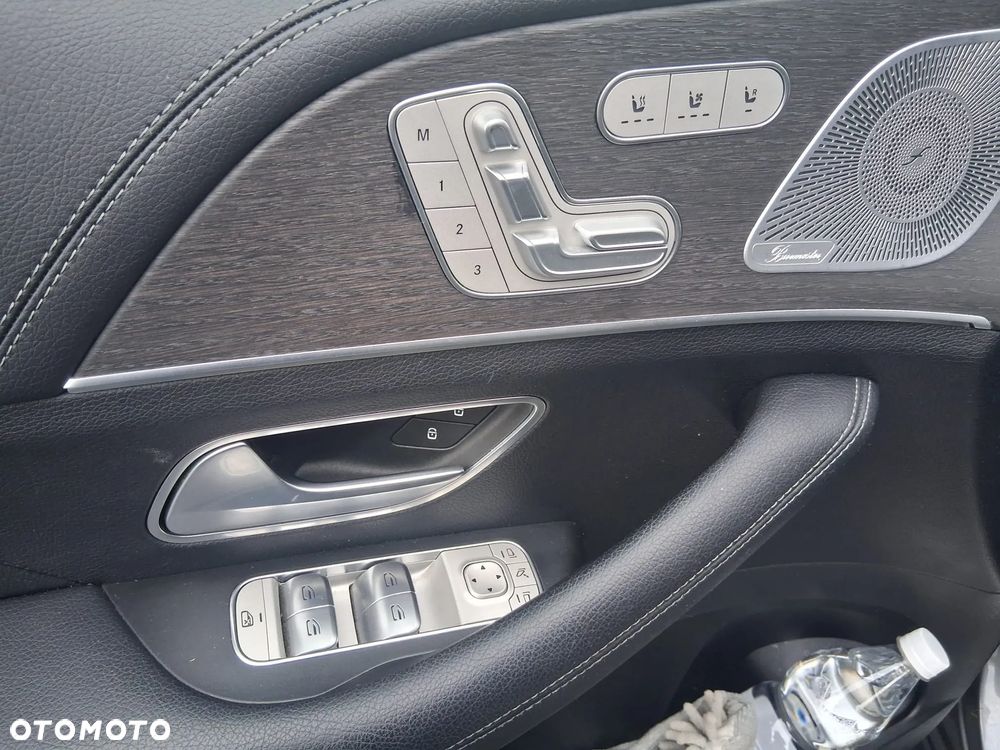 Mercedes-Benz GLS - 6