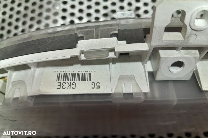Ceasuri bord 5GGK3E 5GGK3E Mazda 6 GG [2002 - 2005] Liftback 2.0 MZR- - 3