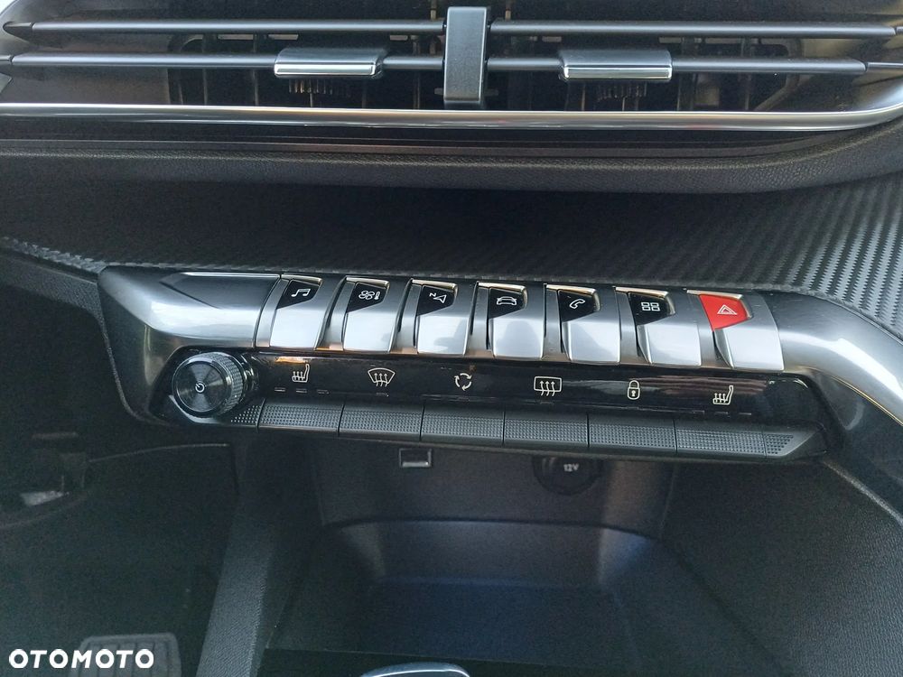 Peugeot 3008 BlueHDi 130 Stop & Start EAT8 Allure - 27