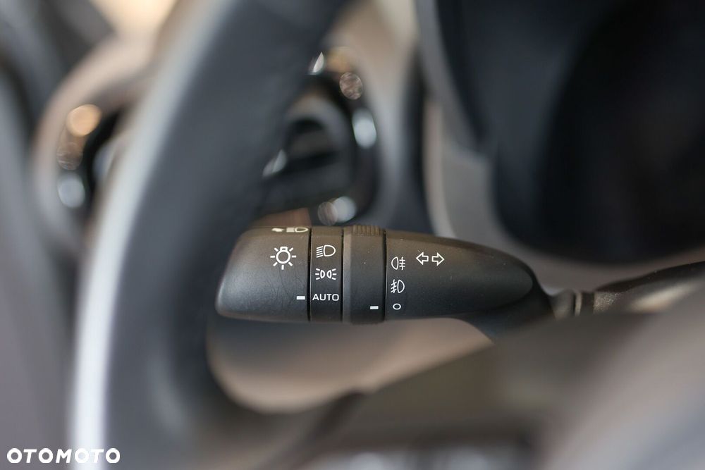 Toyota Yaris Cross Hybrid 1.5 Comfort - 36