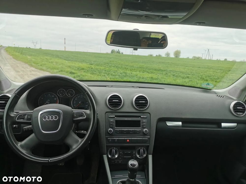 Audi A3 Sportback 1.4 TFSI Ambiente - 9