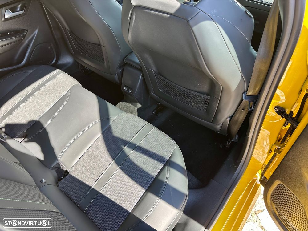 Peugeot 208 1.5 BlueHDi GT Line - 44