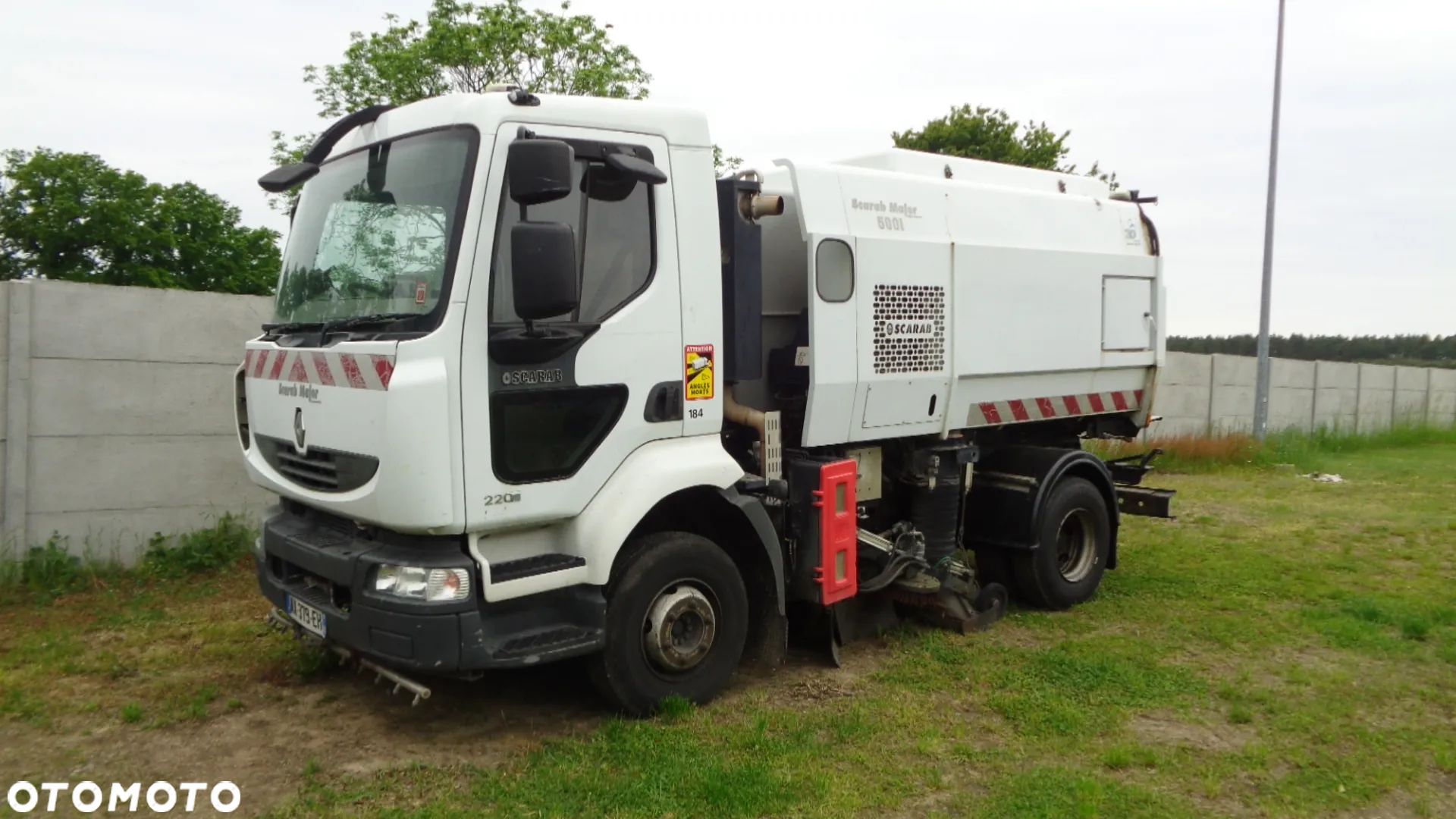 Renault MIDLUM - 1