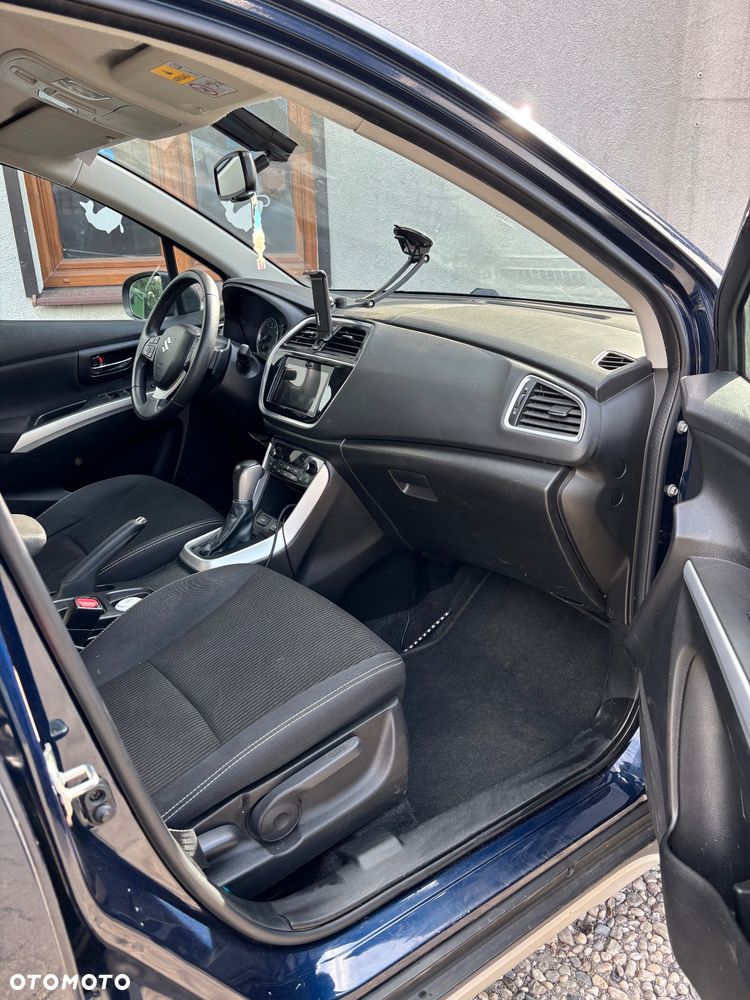 Suzuki SX4 S-Cross - 17