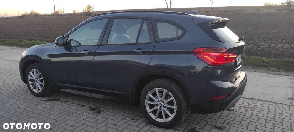 BMW X1 xDrive20d - 8
