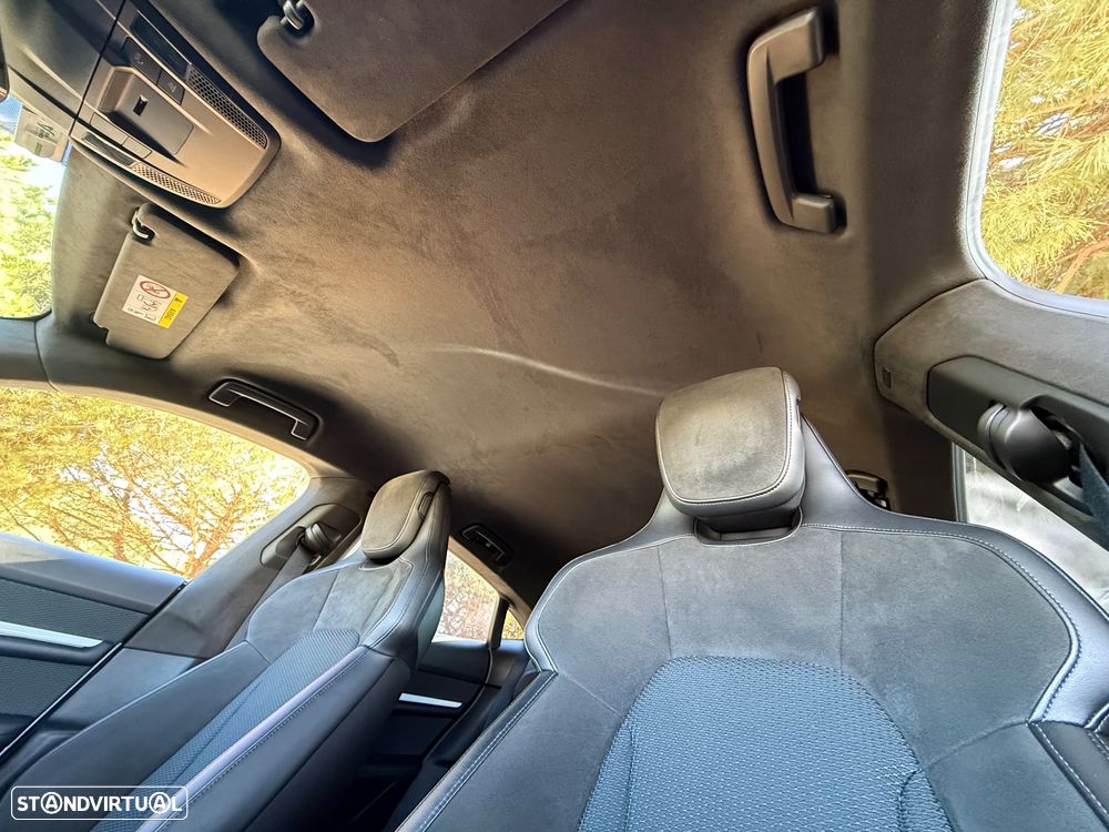 Porsche Taycan 4S Bateria Performance Plus - 24