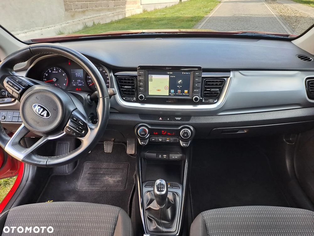 Kia Stonic 1.4 L - 14