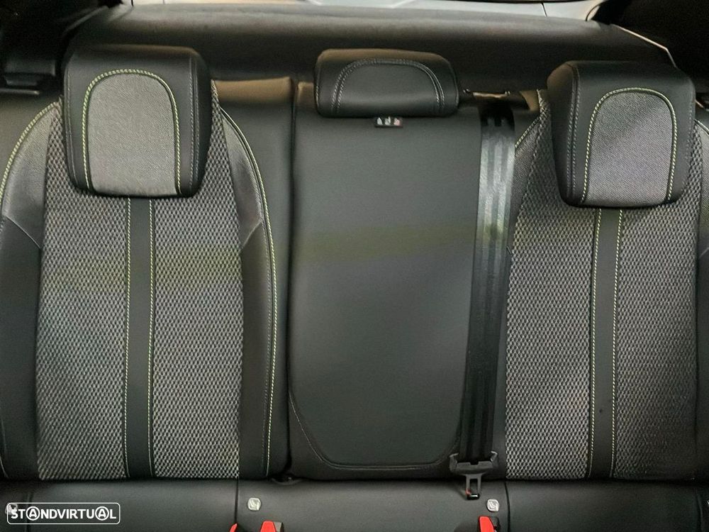 Peugeot e-2008 50 kWh GT - 17
