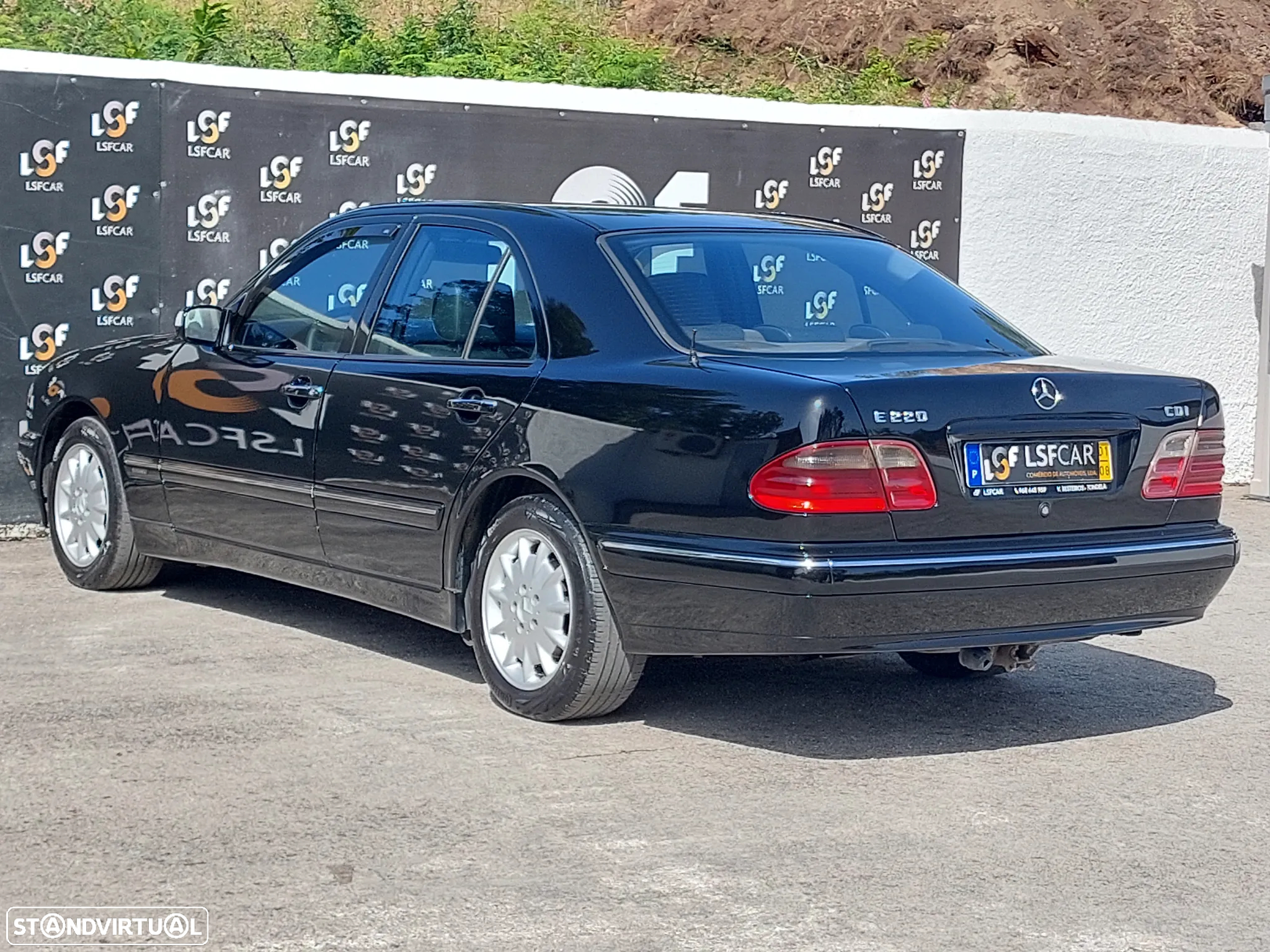 Mercedes-Benz E 220 - 5